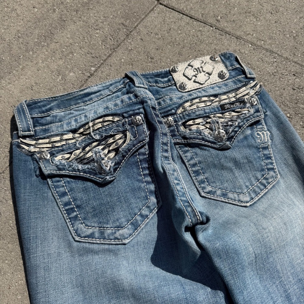 Miss Me Mid Rise Bootcut Jeans Wing Sequin Pocket Blue Denim Size 26